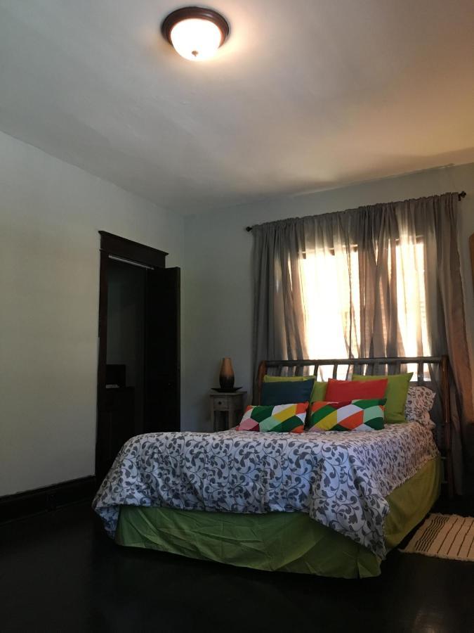 Private Room In The Heart Of Little Havana マイアミ エクステリア 写真